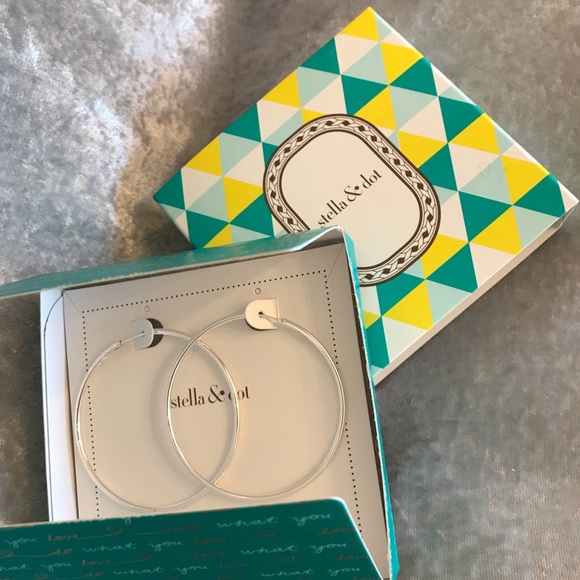 COPY - Stella and Dot Classic Hoop Earrings in Silver - Picture 2 of 2